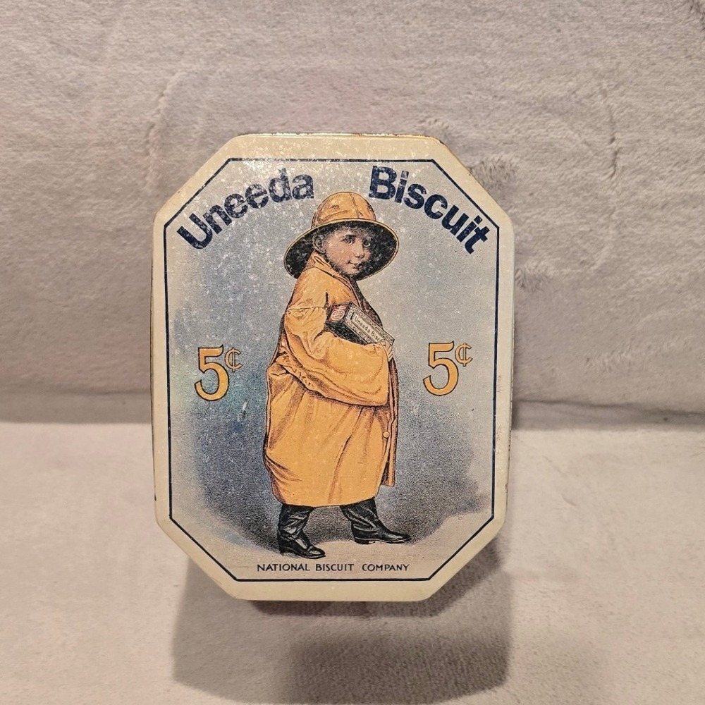 Vintage Bristol Ware Uneeda Biscuit Tin Nabisco Slicker Boy Advertising Blue